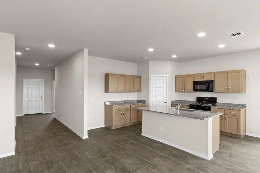 4529 Blue Mountain Laurel Street, Pinehurst