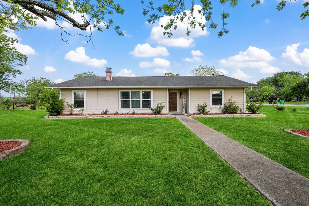 1539 Sterling Drive, Baytown