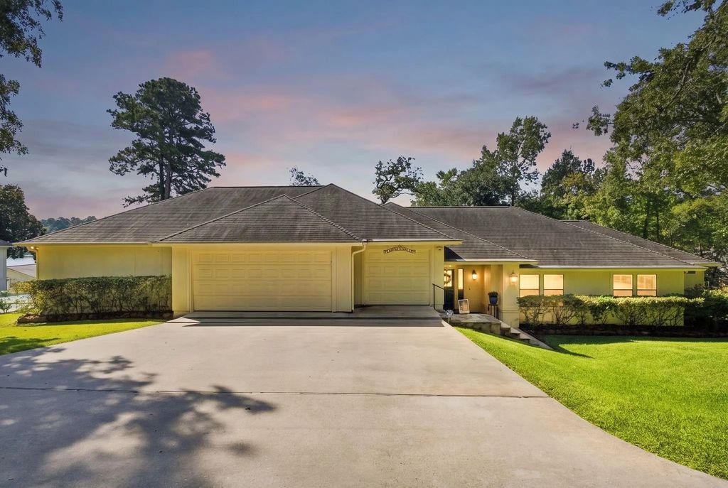 20341 Bay Hill Road, Huntsville