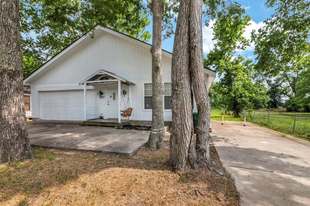 1037 Wall Street, Houston