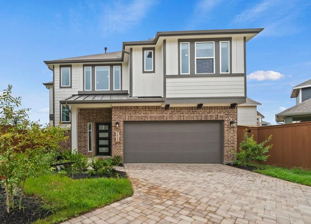 7615 Swooping Swallow Lane, Katy