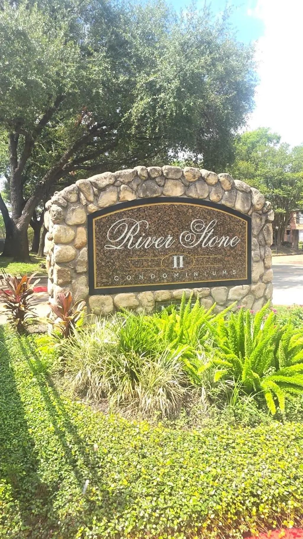 10855 Meadowglen Lane 927, Houston