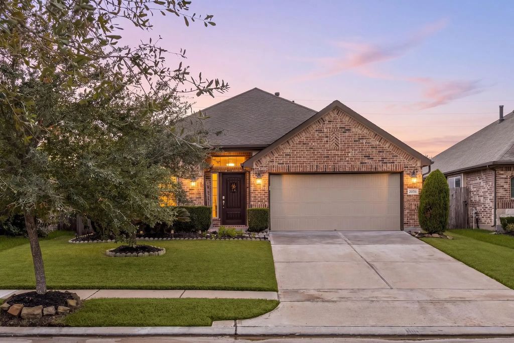 20711 Cactus Lake Lane, Richmond