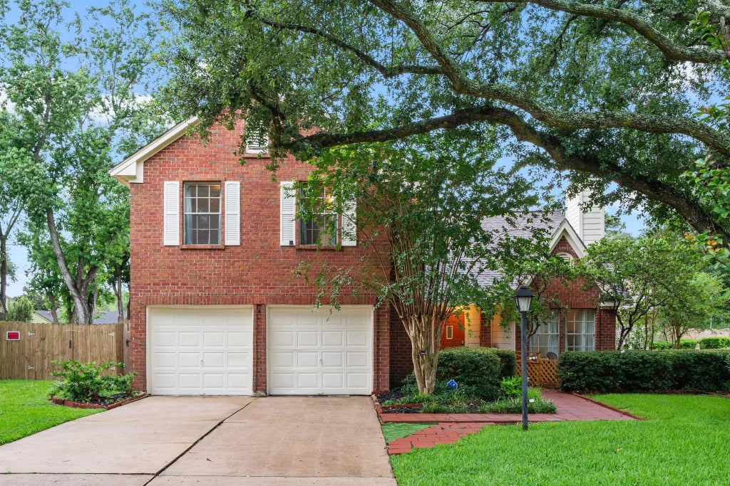 902 Mesa Terrace Drive, Katy