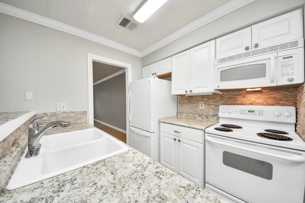 5000 Milwee Street 34, Houston