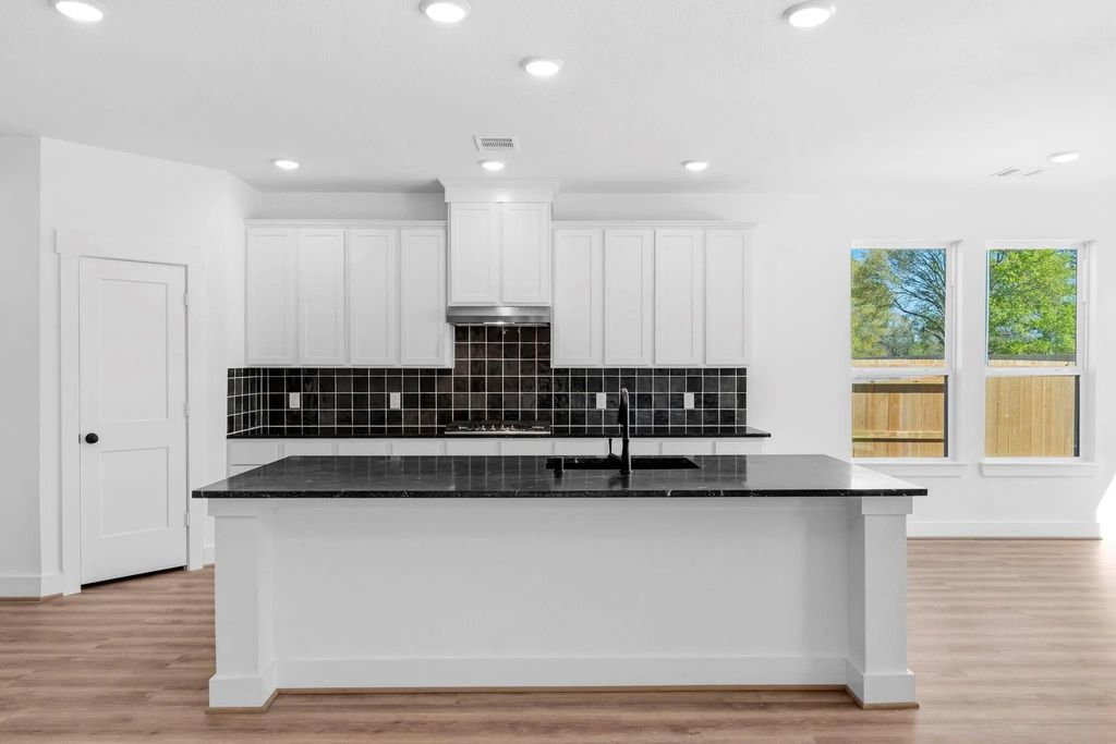 361 Covey Lane, Sealy