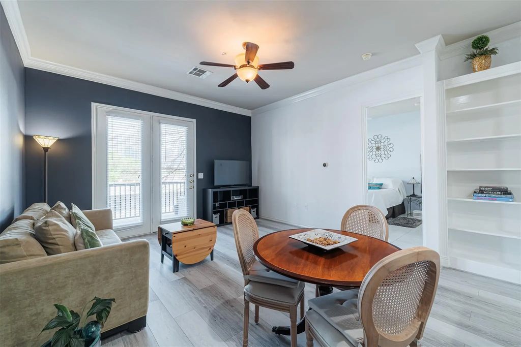 2400 Mccue Road 242, Hockley