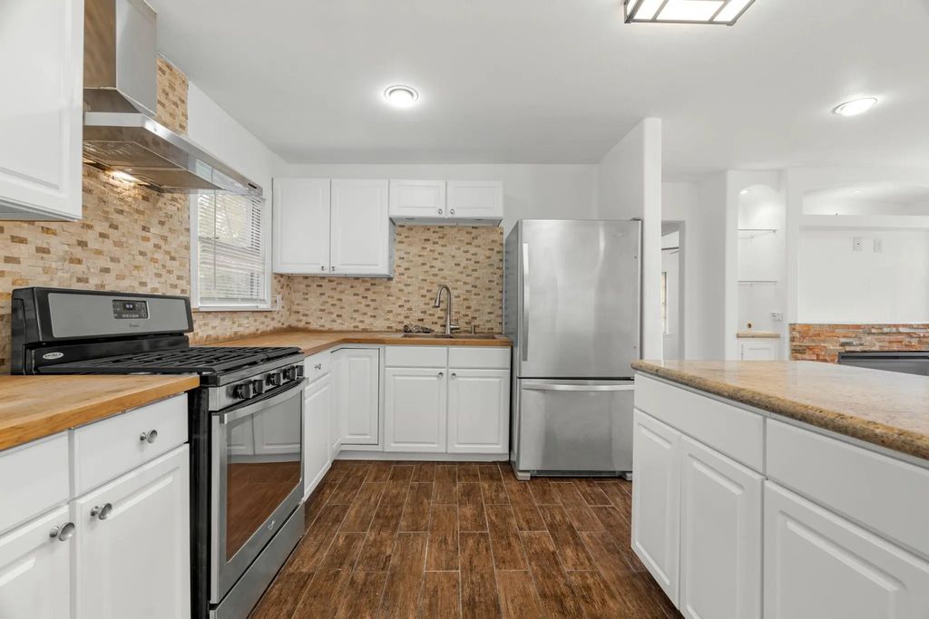729 E 41st Street, Houston