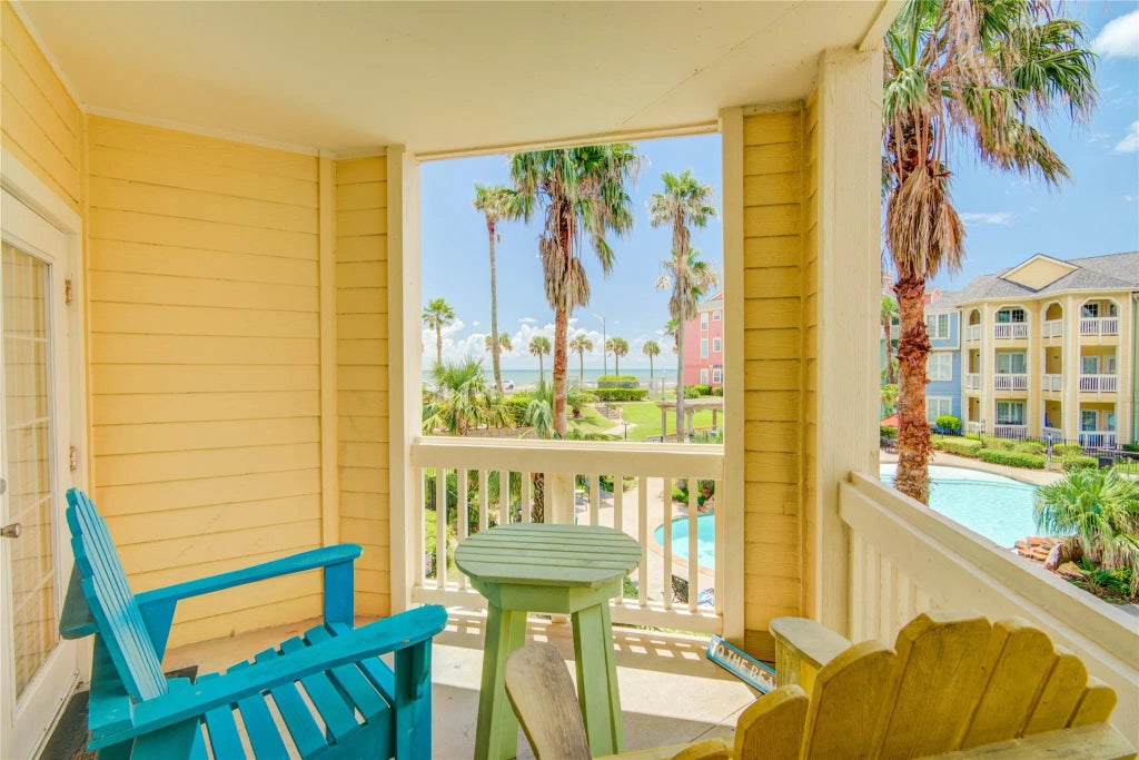 7000 Seawall Boulevard 722, Galveston