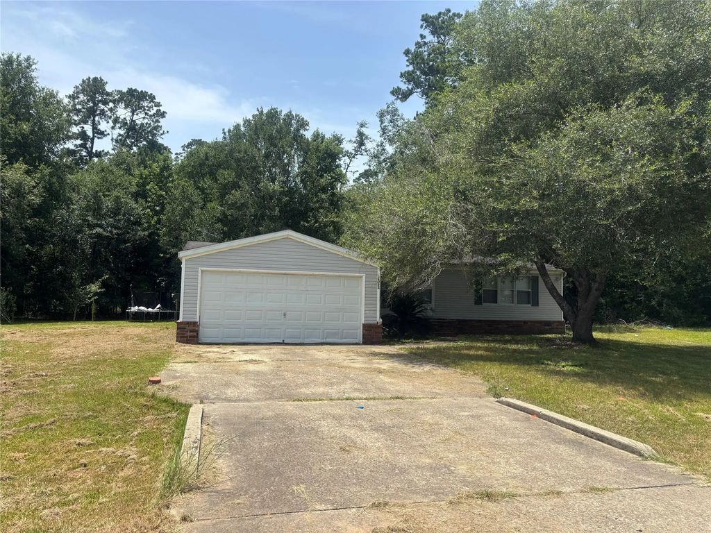 16124 Lone Star Ranch Drive, Conroe
