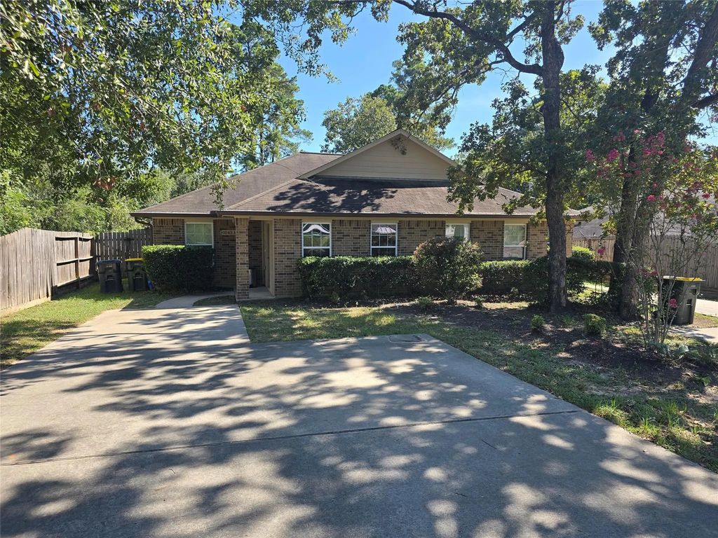 1043 Mann Road A, Conroe