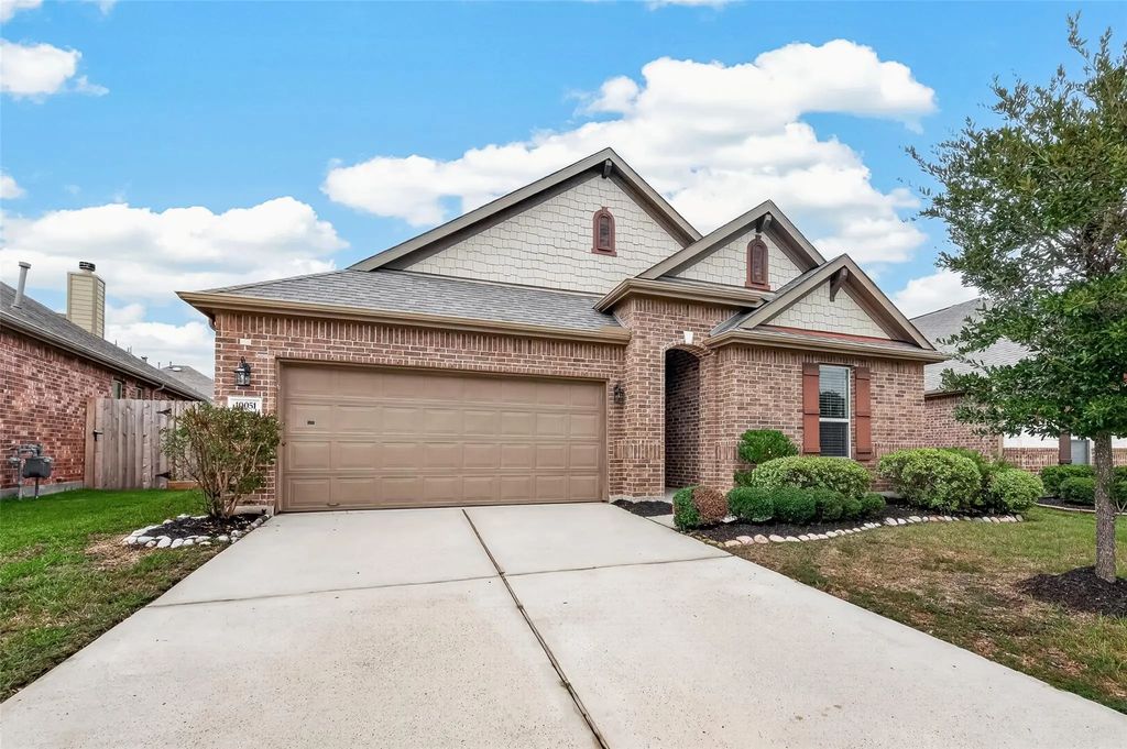 10051 Cimarron Canyon Lane, Magnolia