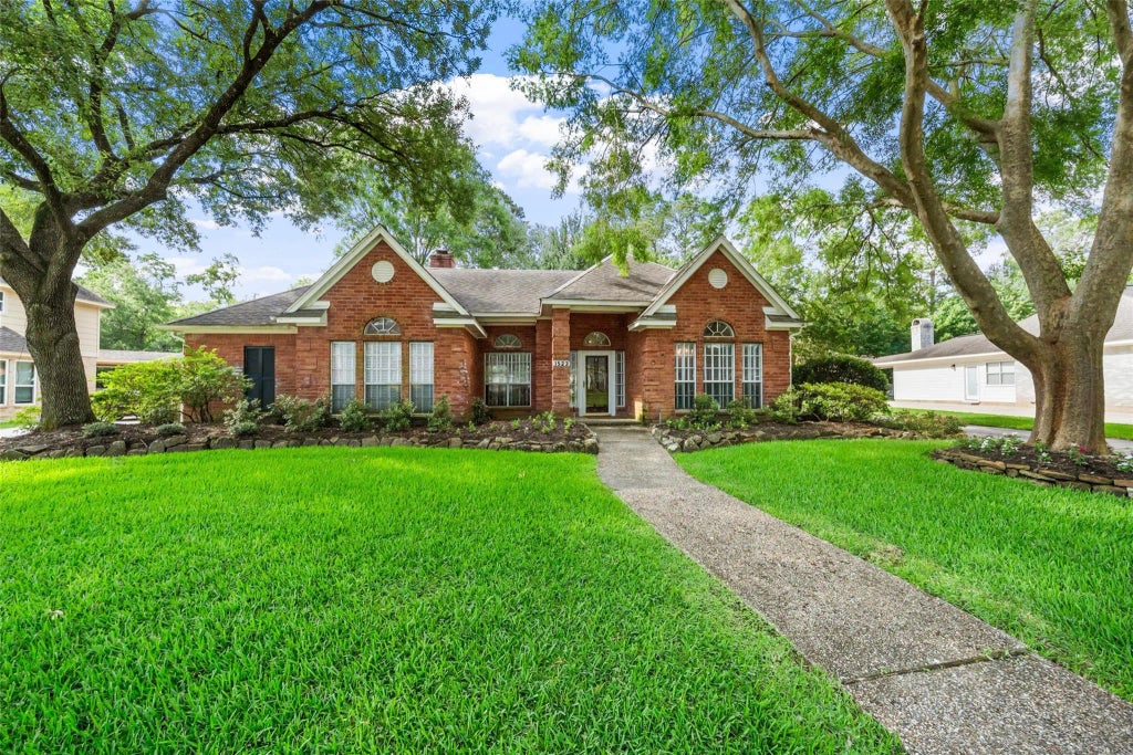 1523 Lofty Maple Trail Trail, Kingwood