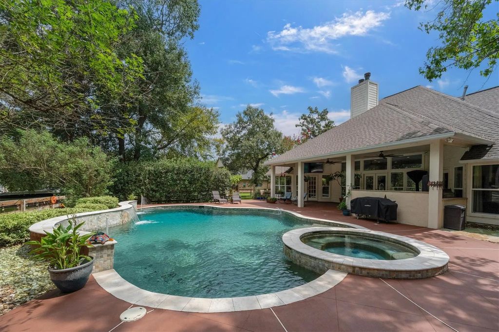 9135 Grand Lake Estates Drive, Montgomery