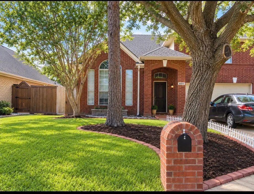 8011 Makaha Circle, Houston