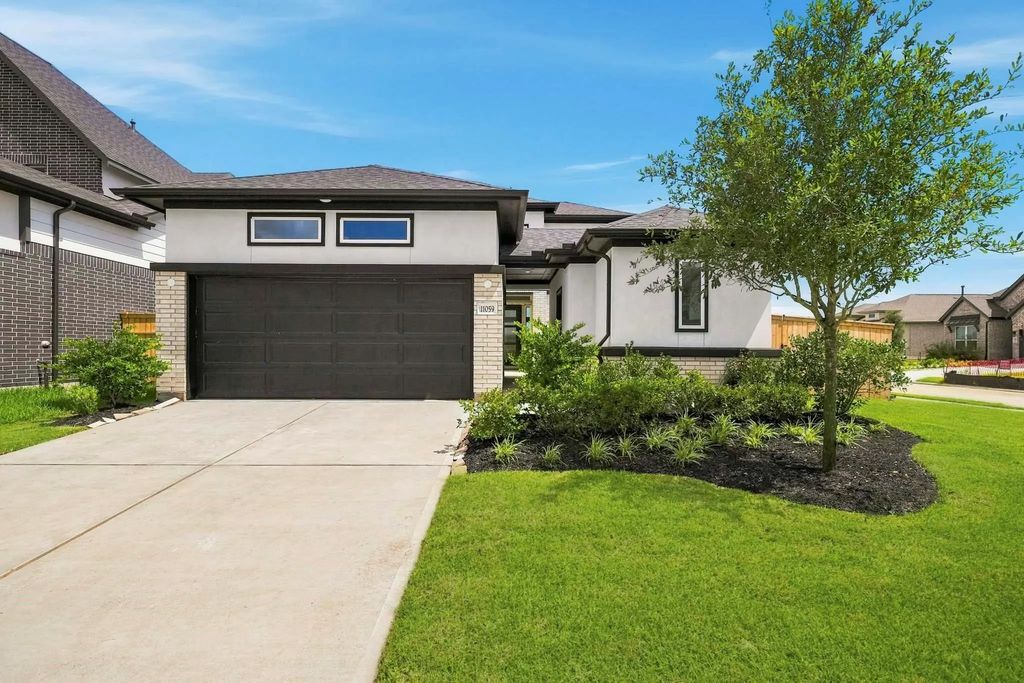 11059 Valley Fort Drive, Missouri City