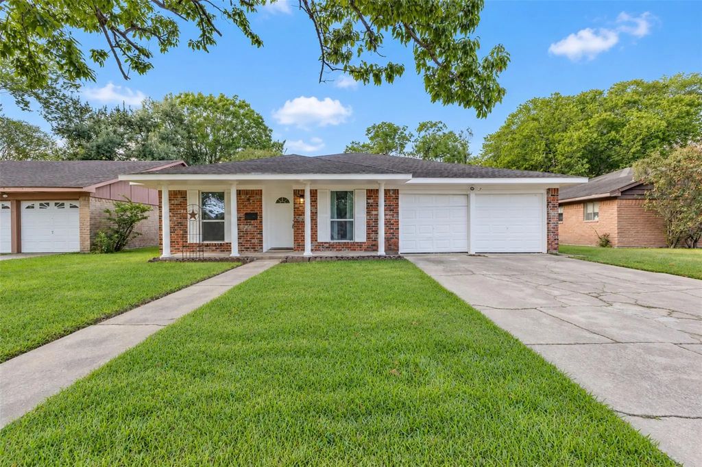 971 Wavecrest Lane, Houston