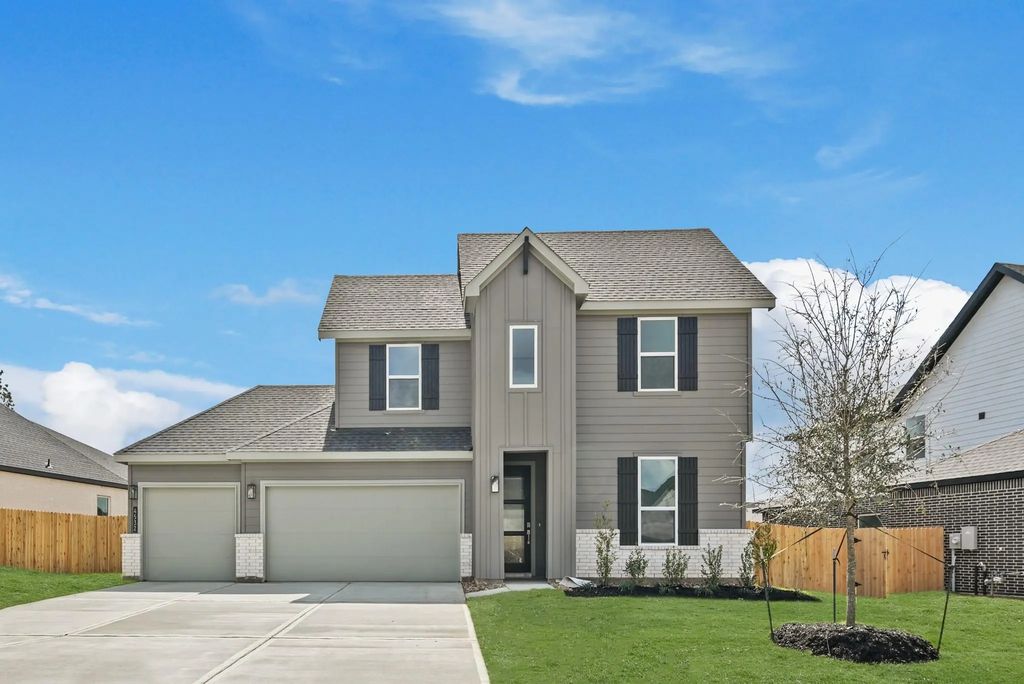 4532 Iguaza Falls Drive, Conroe