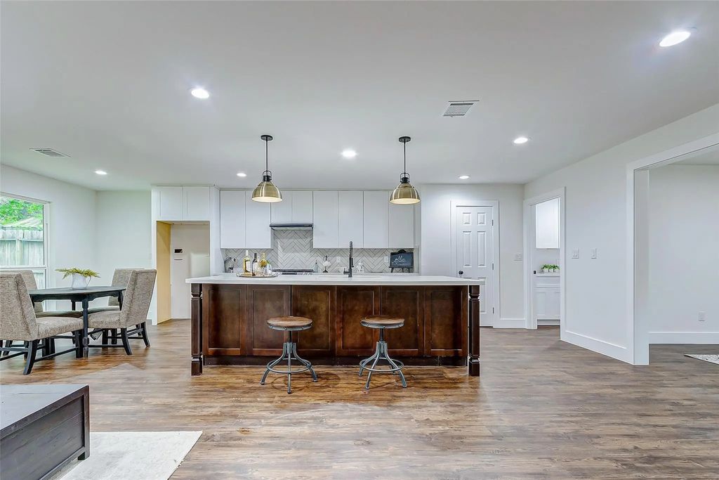 6003 Sanford Road, Houston