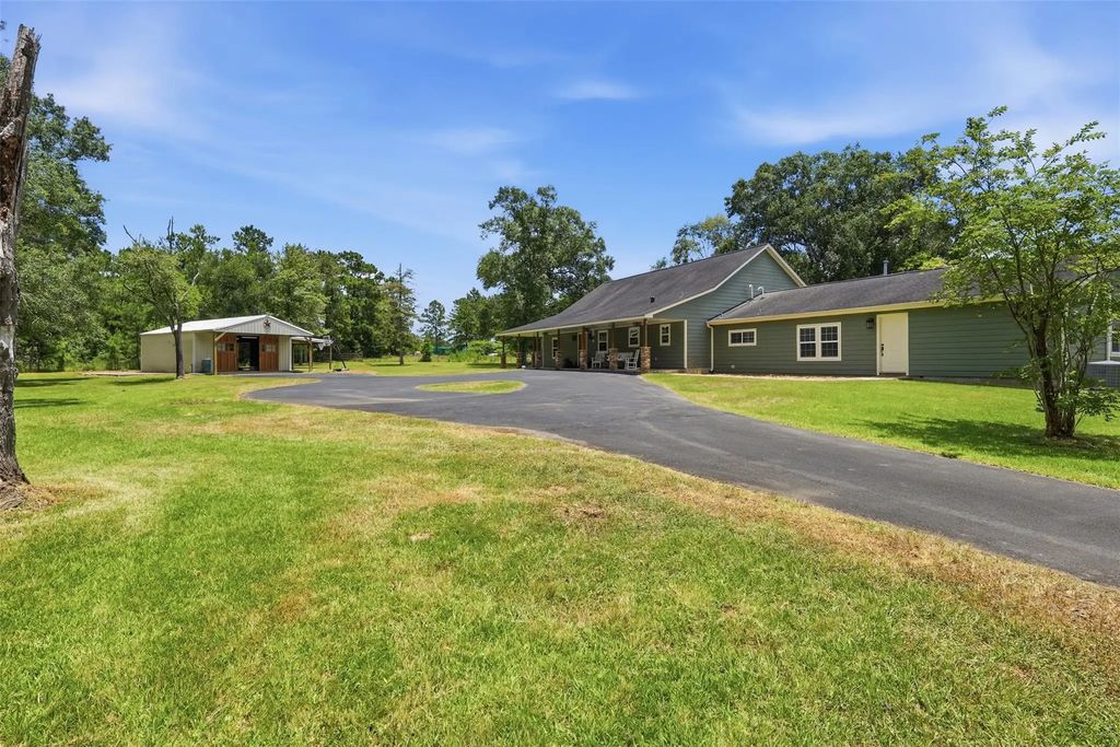 10695 White Rock Road, Conroe