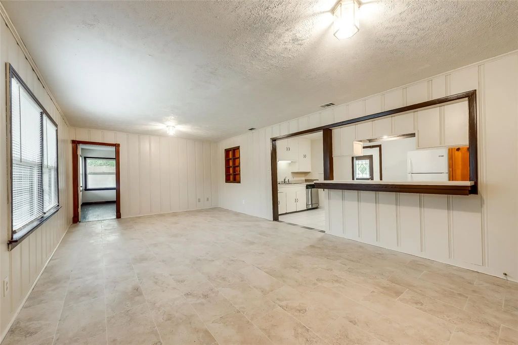6506 Westview Drive, Houston