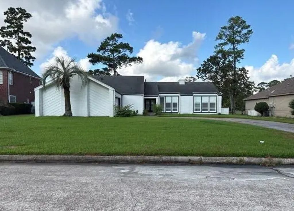 20407 Sunny Shores Drive, Humble