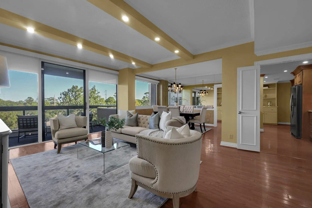 49 Briar Hollow Lane 504, Houston