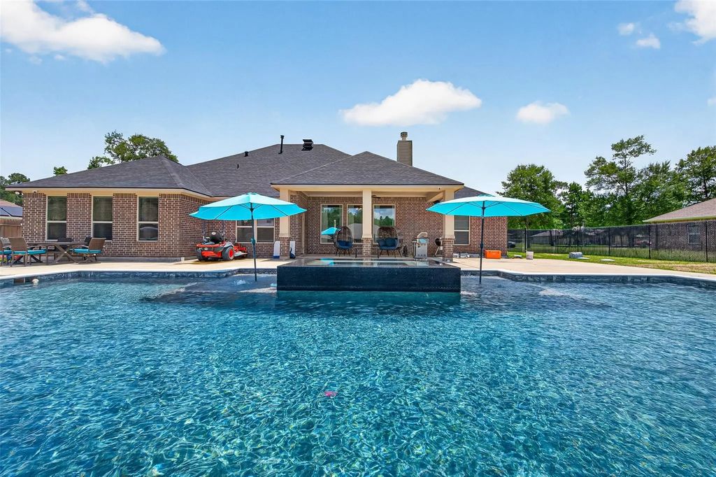 27635 Rio Blanco Drive, Splendora