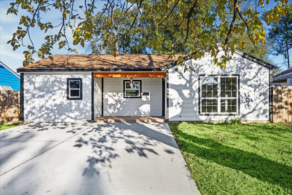 306 Ogilvie Street, Houston