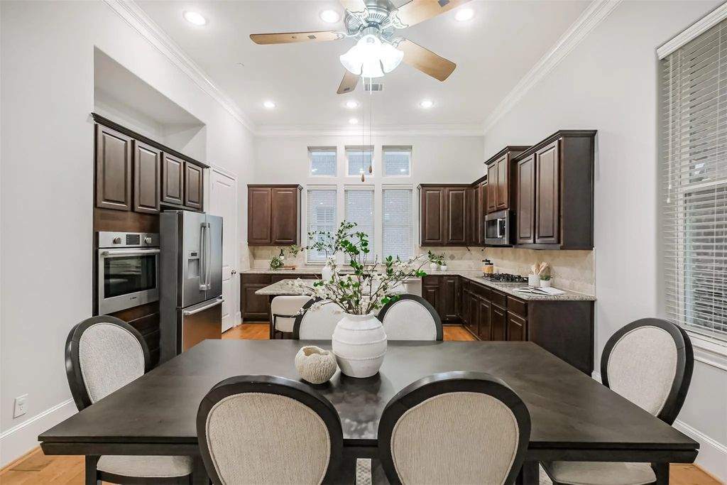 3907 Austin Street, Houston