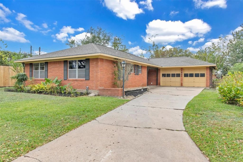 1803 Sea Queen Court, Houston