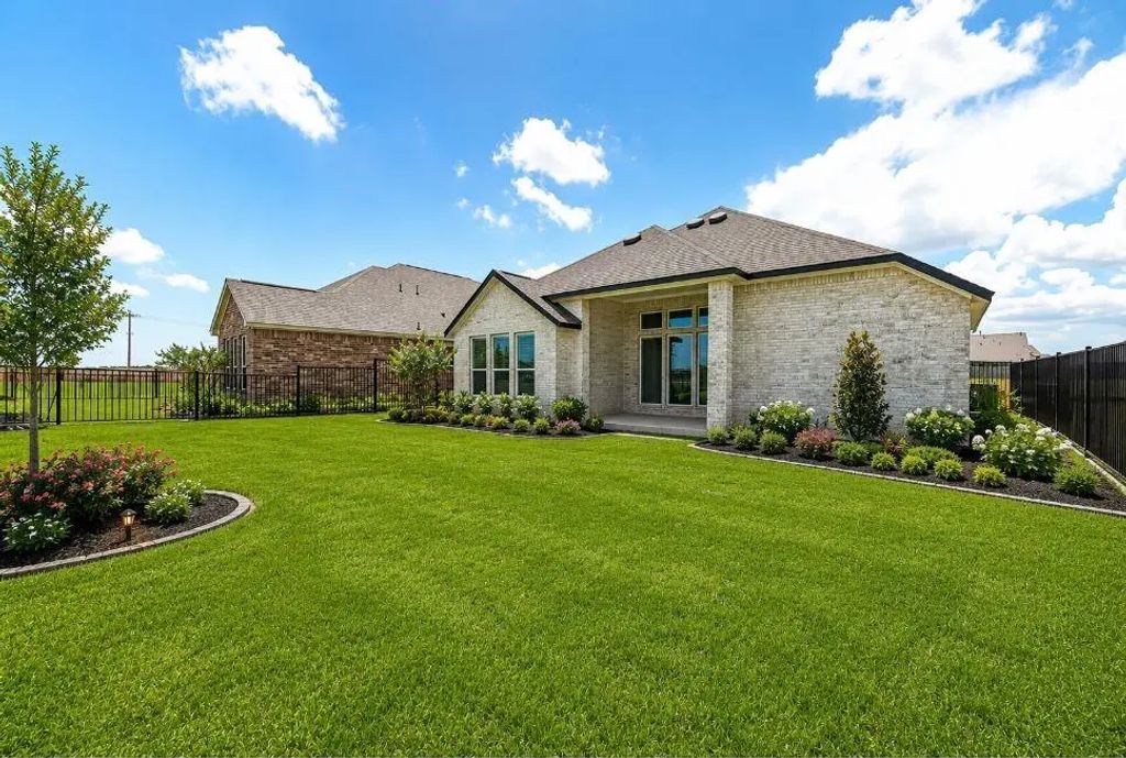 2907 Golden Isle Drive, Texas City