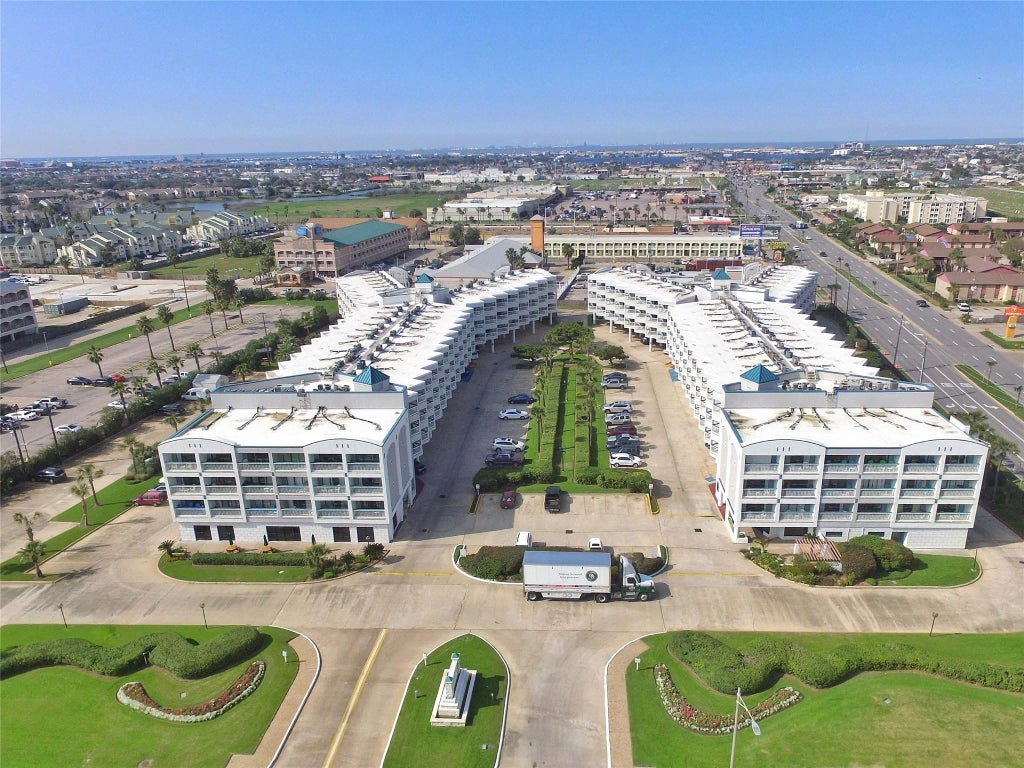 6102 Seawall Boulevard 187, Galveston