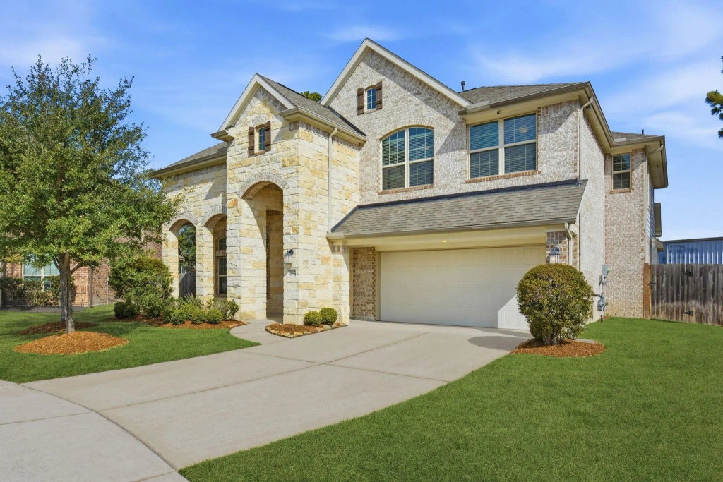 19642 Crystal Ivy Lane, Spring