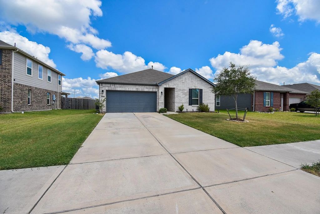 1003 Haven Hill Ln, La Marque