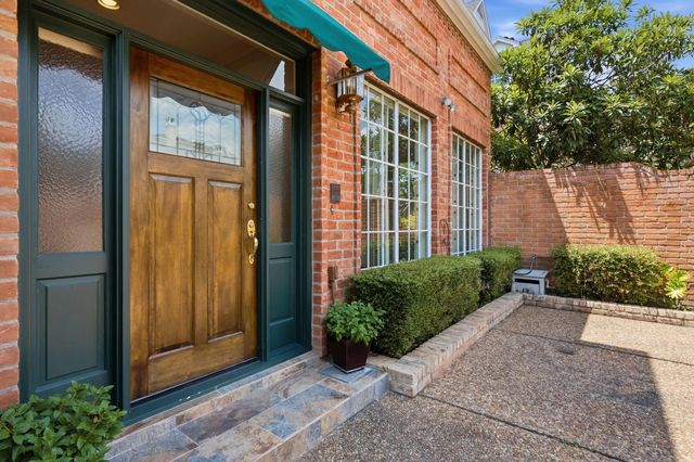 1422 Nantucket Drive A, Houston
