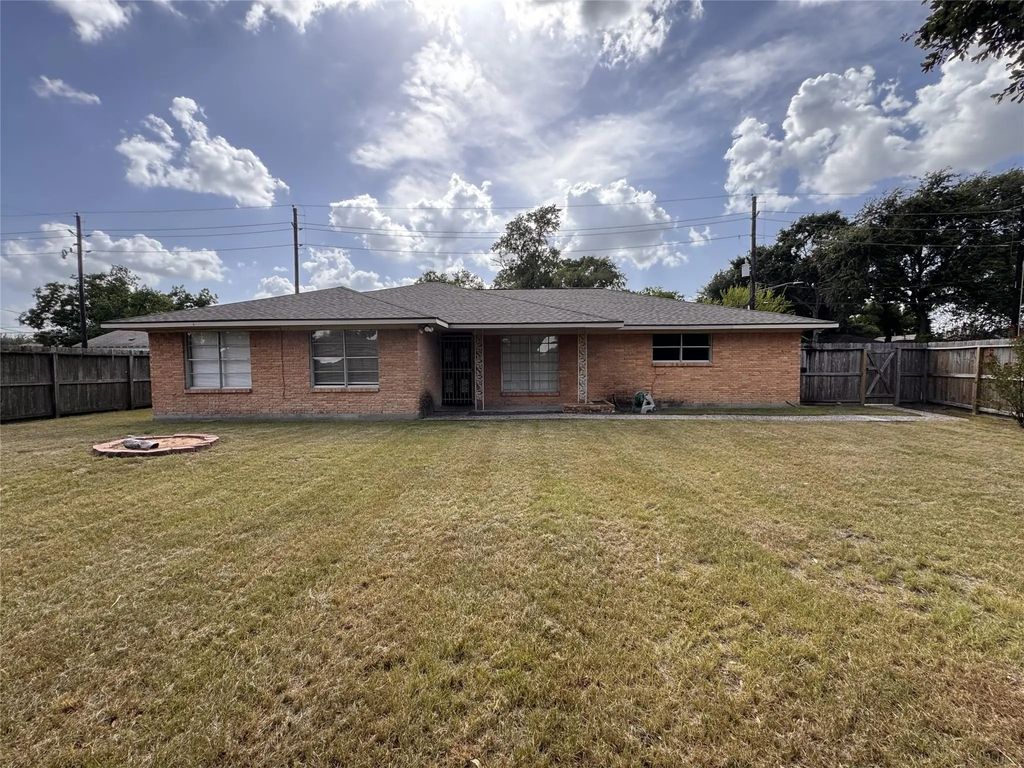 5523 Sweetbay Lane, Houston