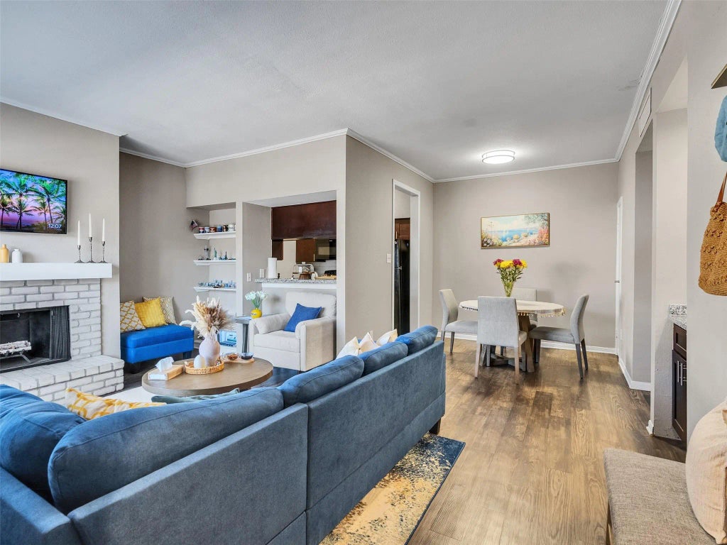 702 Bering Drive P, Houston