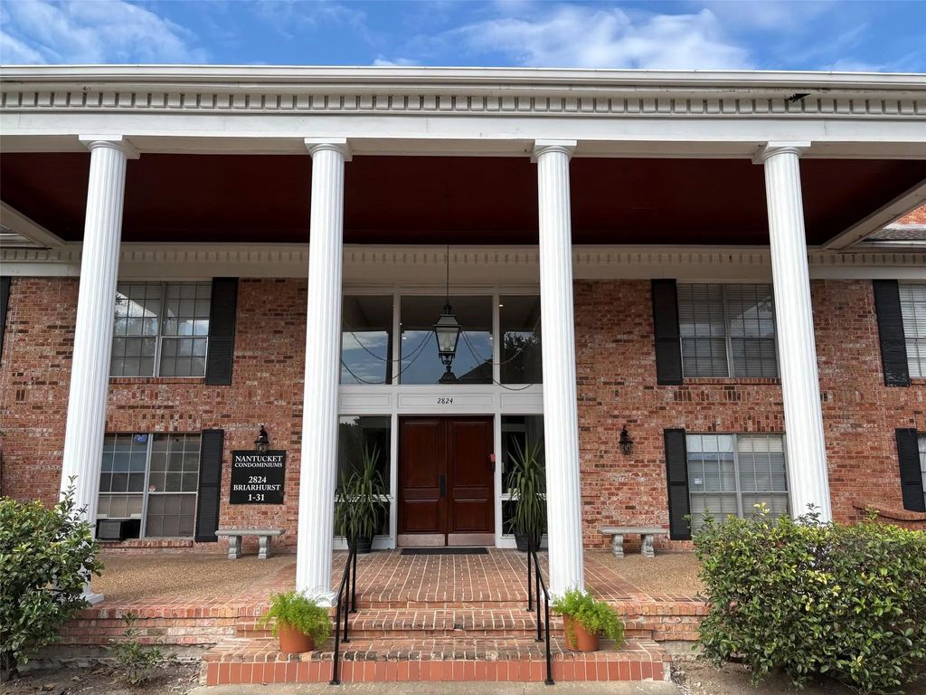 2824 Briarhurst Drive 7, Houston
