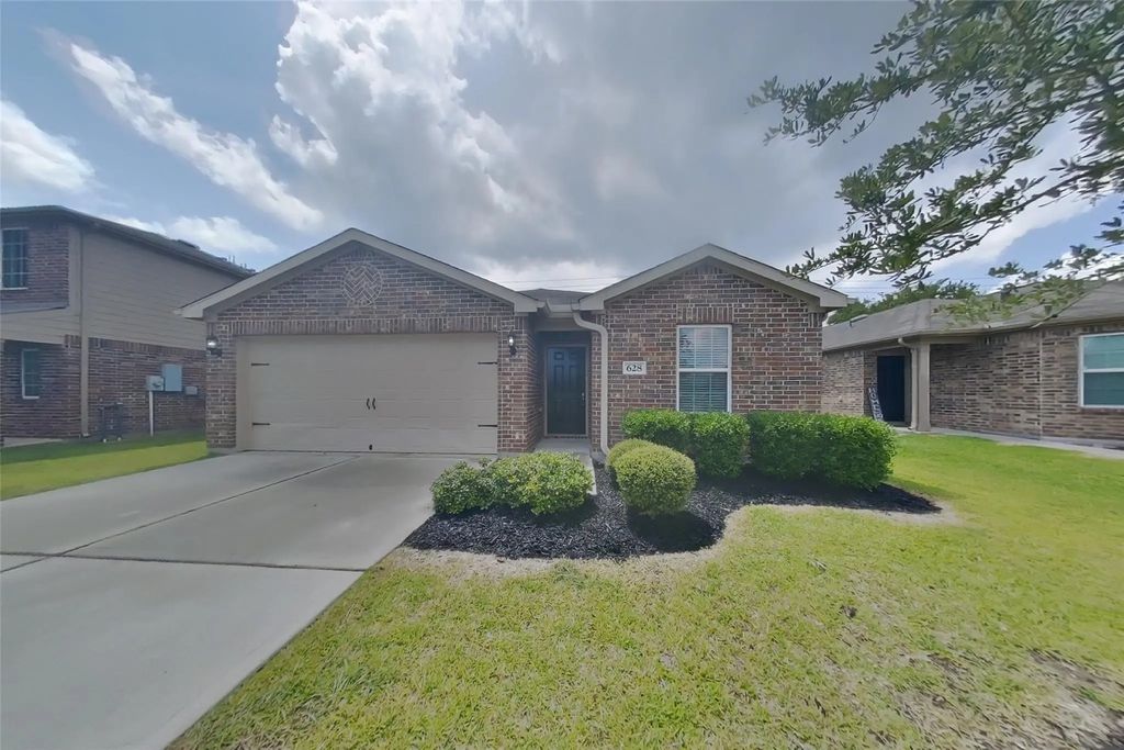 628 Totem Trail Drive, La Marque