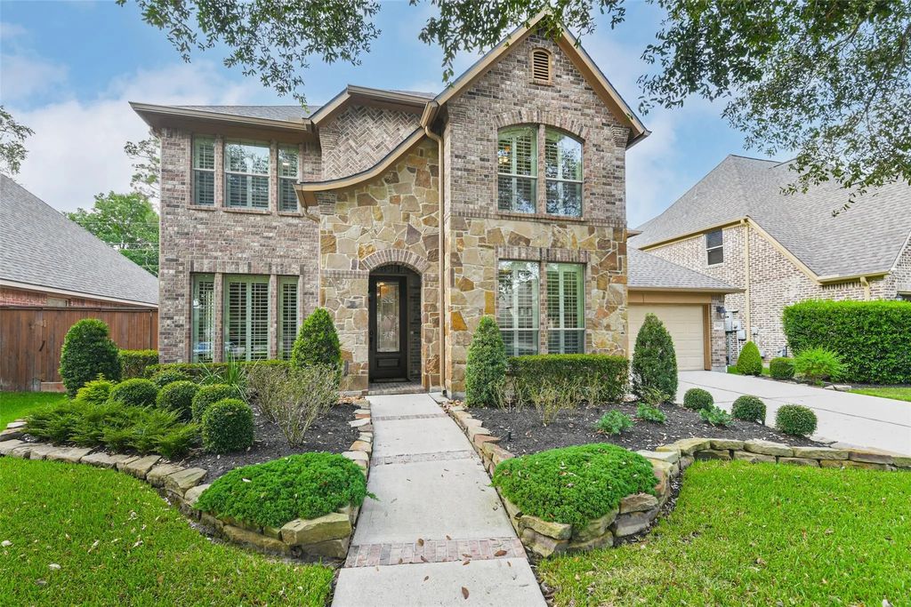 2530 Hendricks Lakes Drive, Spring