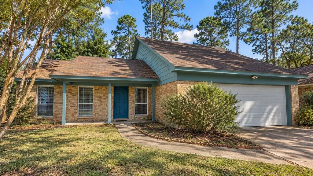 11614 Brookfalls Drive, Houston
