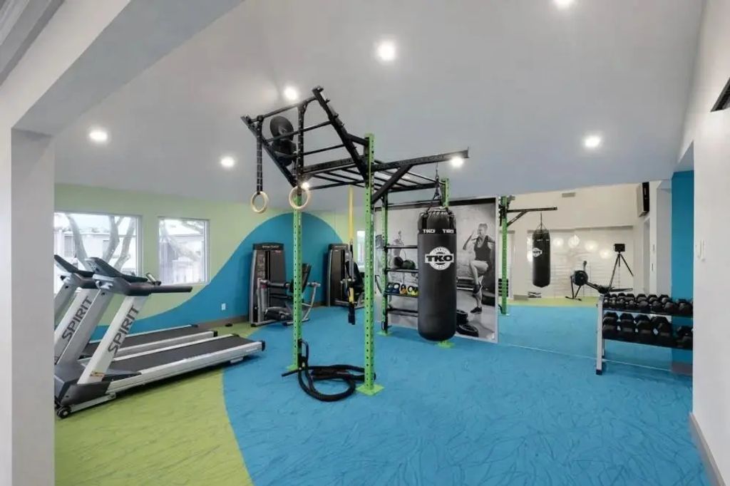 2815 Greenridge Drive 1-035, North Houston