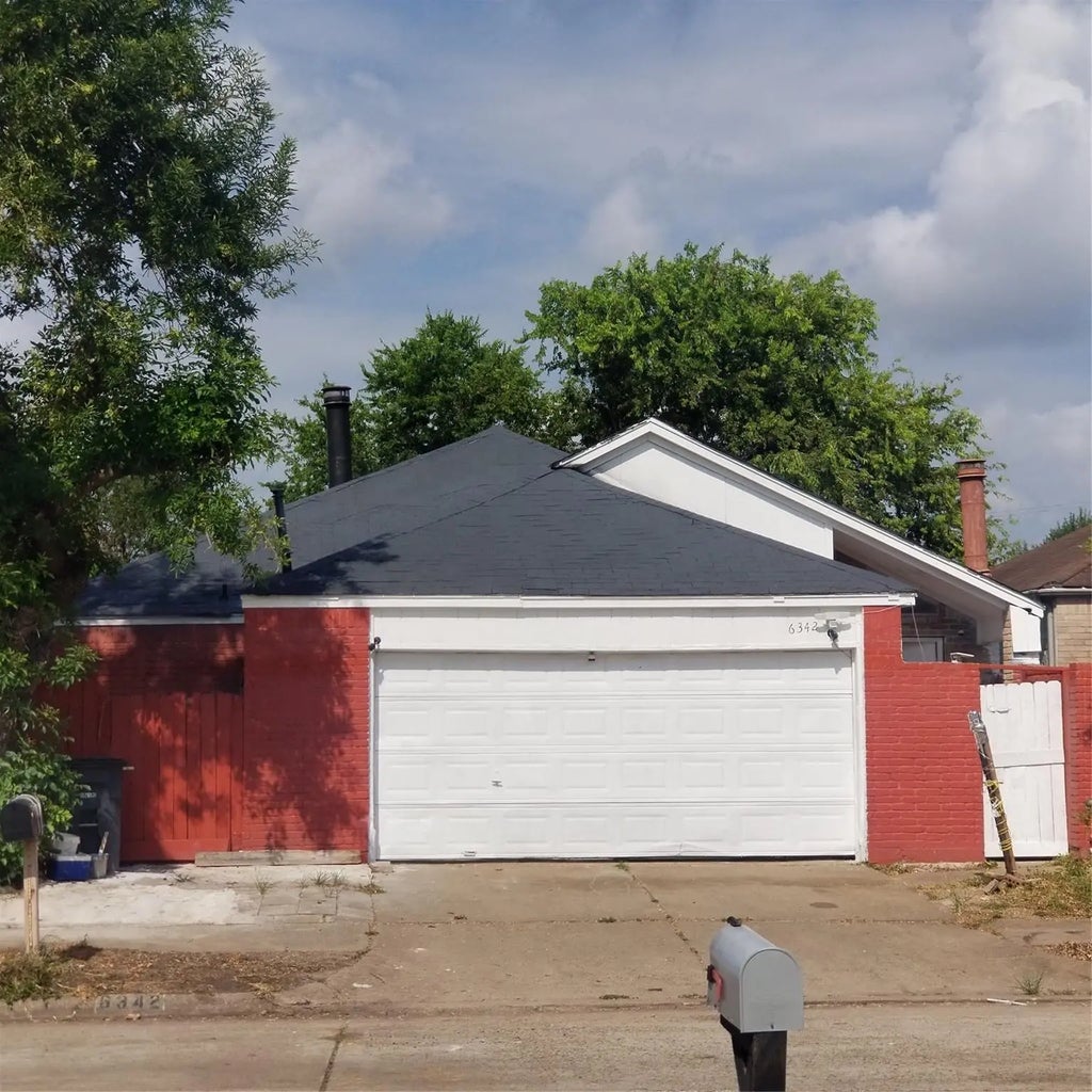 6342 Gladewell Drive, Houston