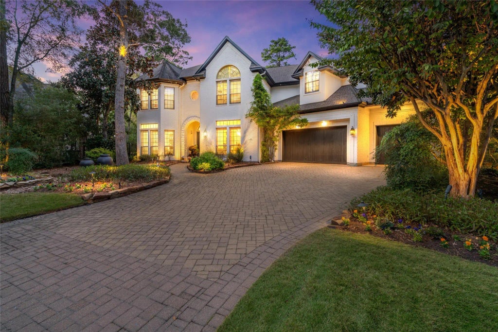 34 Hunnewell Court, The Woodlands