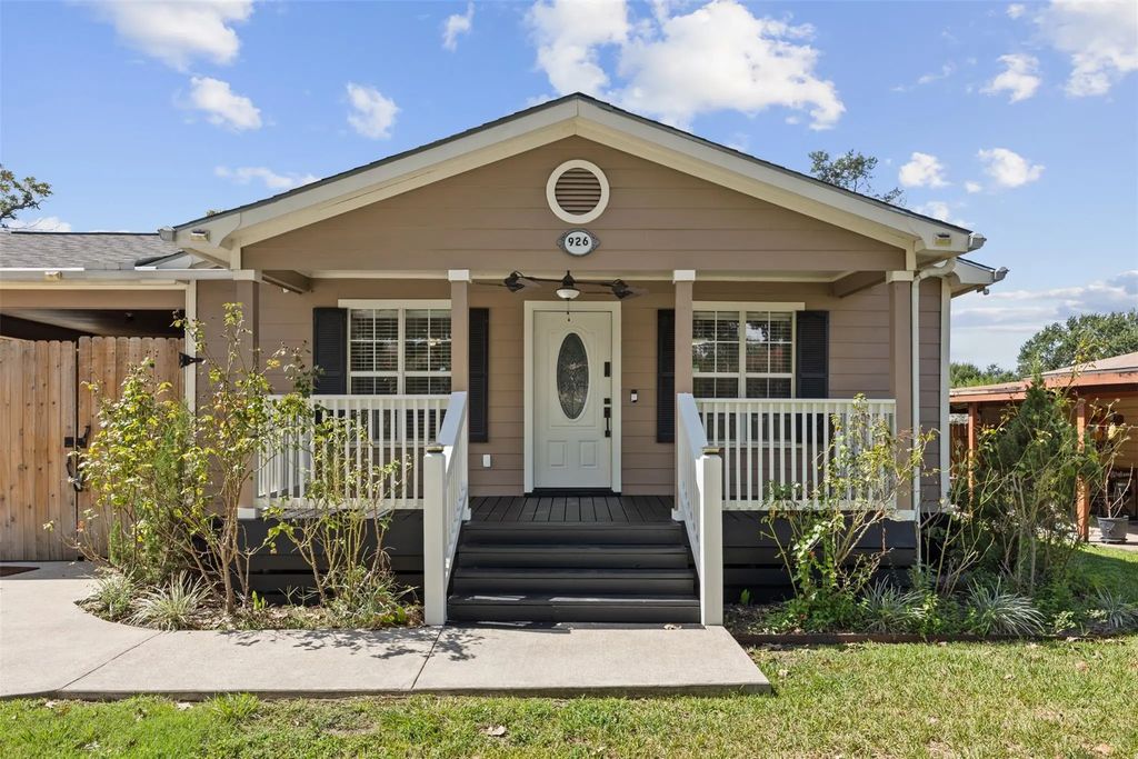 926 S Utah Street, La Porte