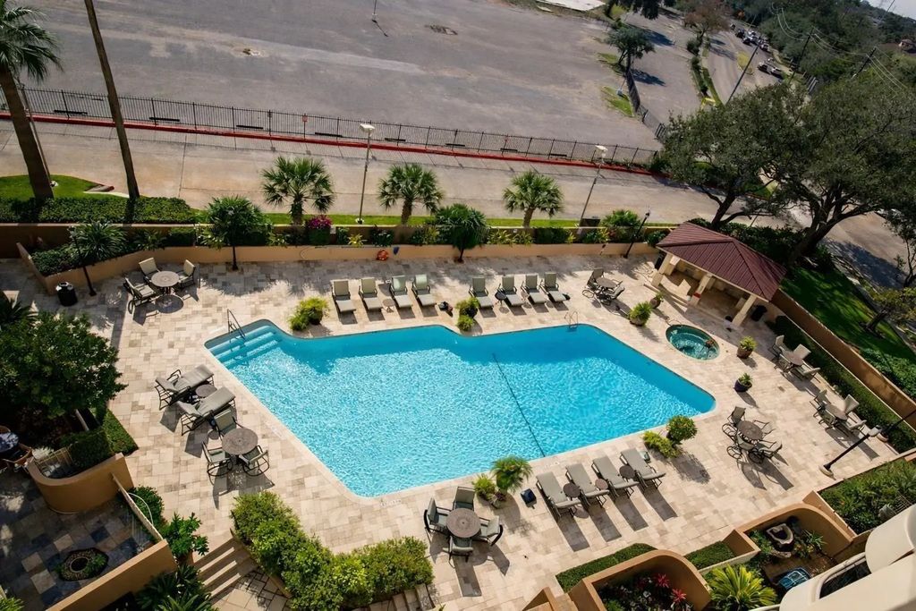 3525 Sage Road 718, Houston