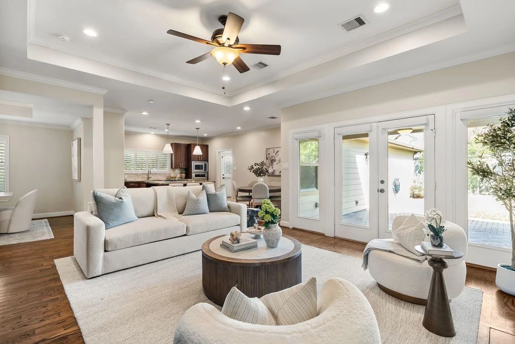 1858 Chantilly Lane, Houston