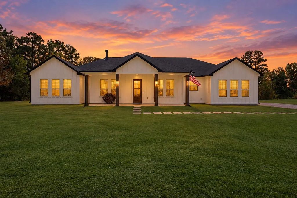 22694 Brook Forest Road, New Caney
