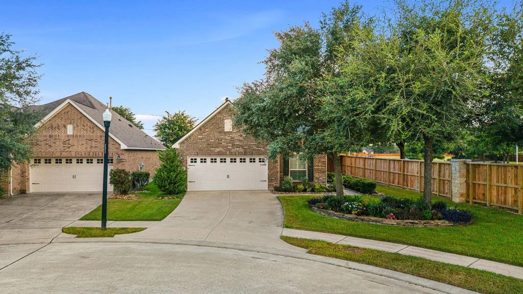 19323 Hamilton Hills Drive, Cypress